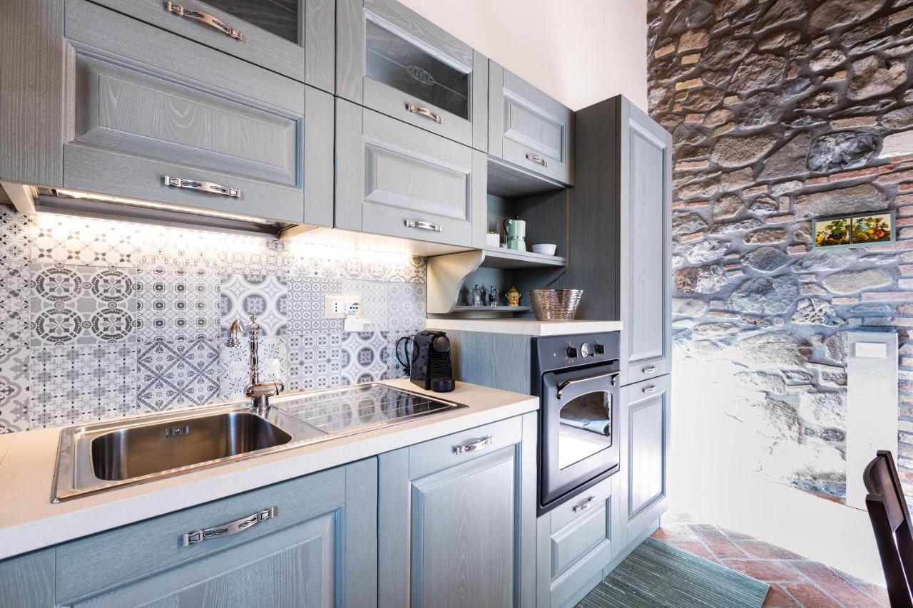 Appartamento In Casale Con Piscina Casa I Pavoni Chianni Exteriör bild
